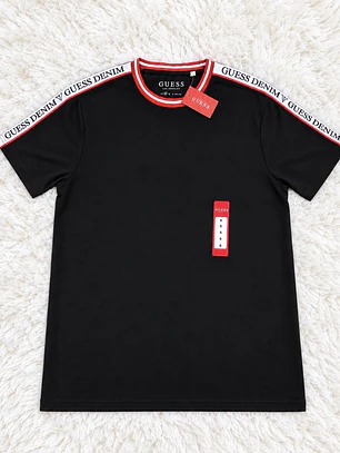 Polera Guess Negra/Franja 