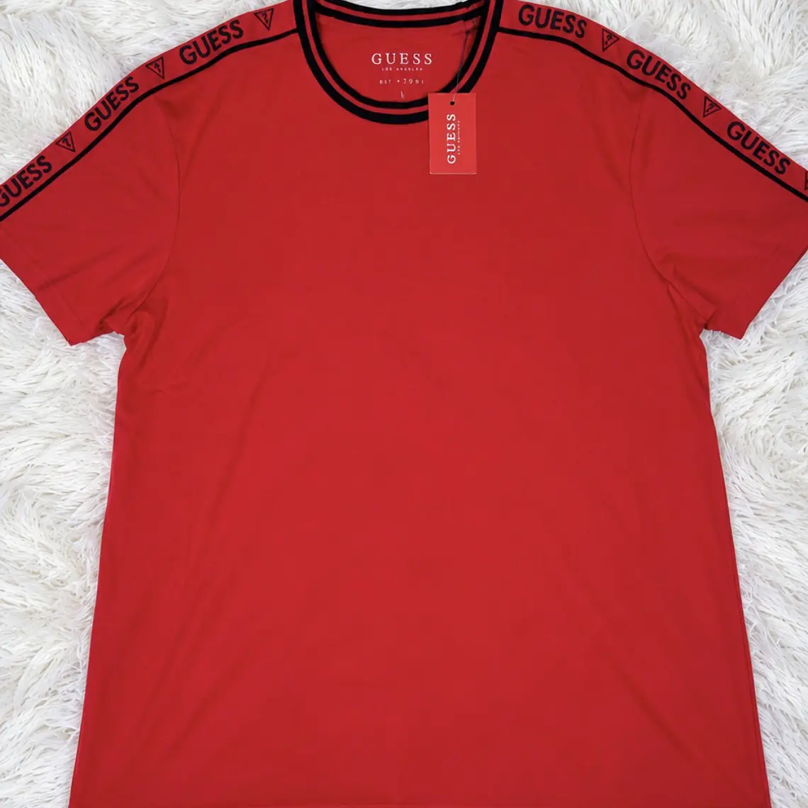 Polera Guess Roja 1
