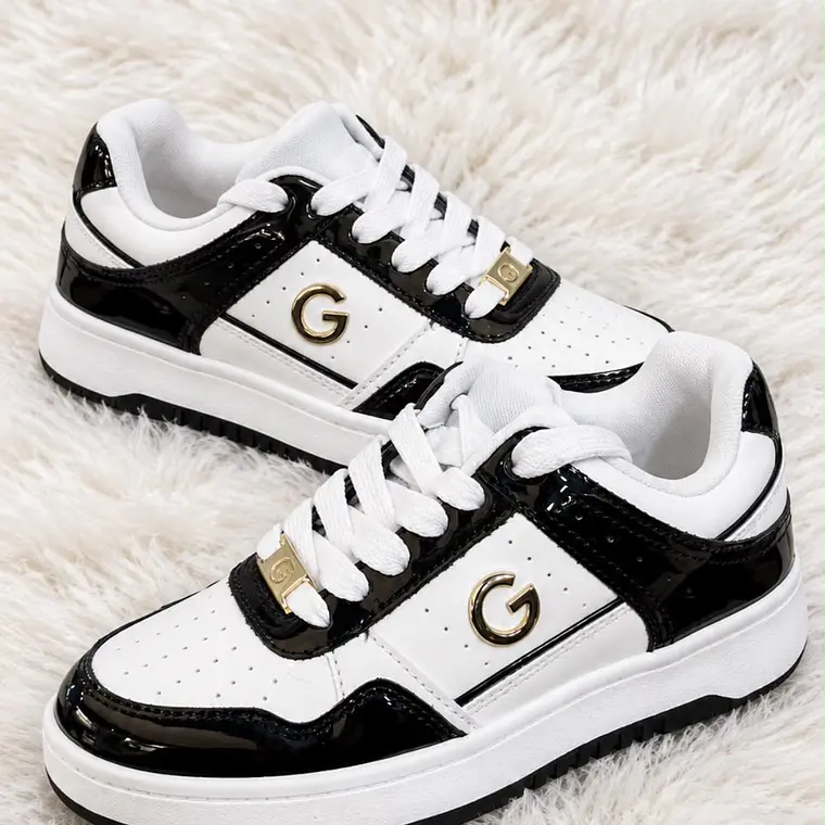 Zapatillas Guess Charol Negra G 1