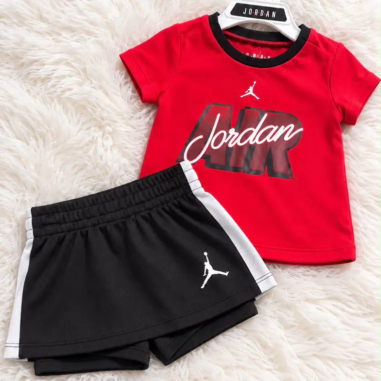 Set Jordan Niña Polera + Falda Short  1