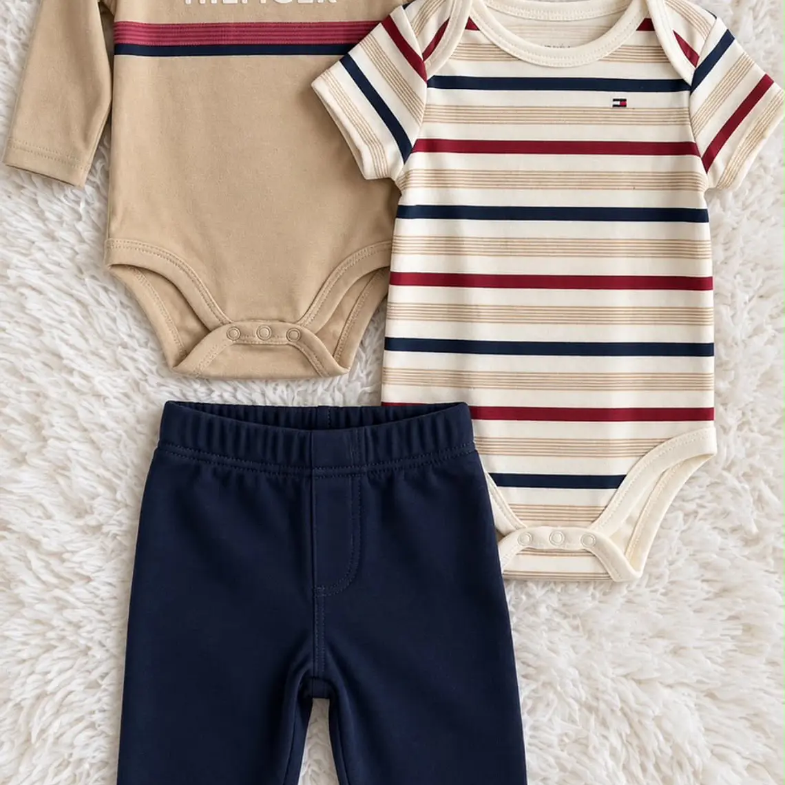 Set Tommy Hilfiger Niño Nude  1