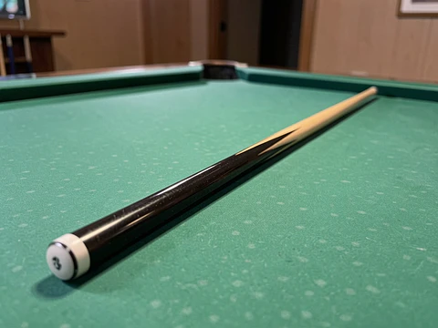Taco de Pool Ramin 57” (145 cm) – Taco Profesional 