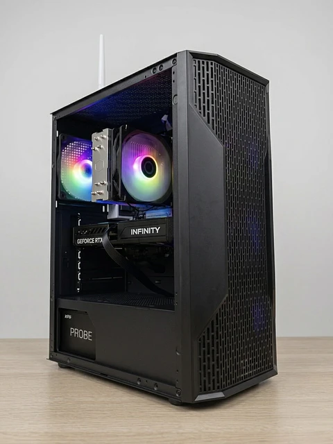 PC GAMER RTX 5060 / RYZEN 7 9700X / PLACA A620