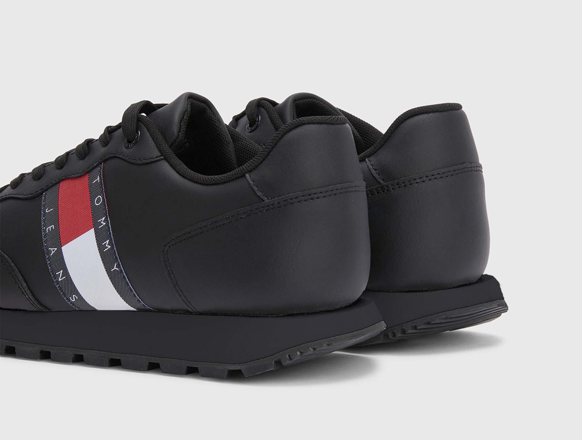 Zapatilla Tommy Leather Runner Cuero Hombre Mono Negro 4