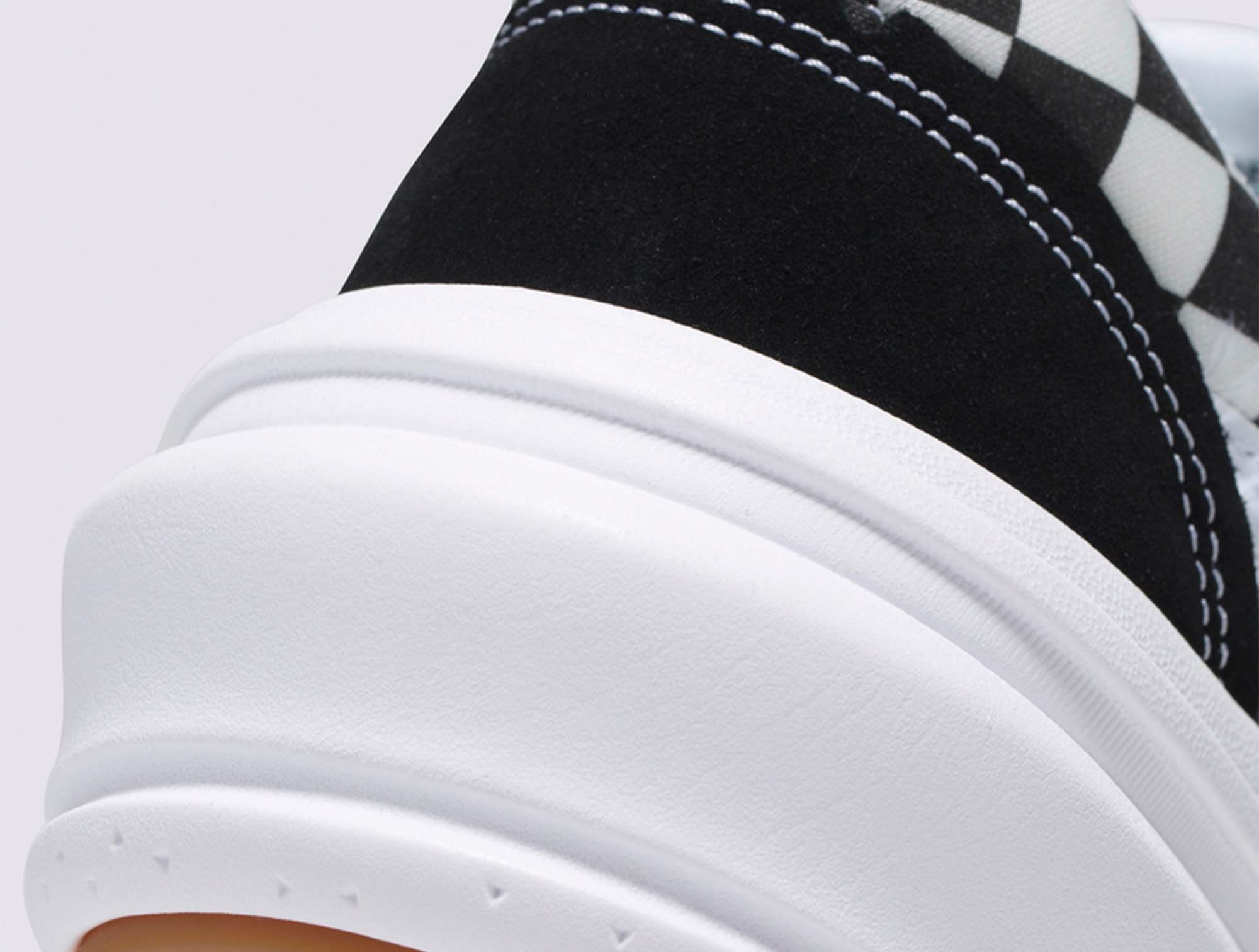 Zapatilla Vans Old Skool Overt Mujer Negro 5