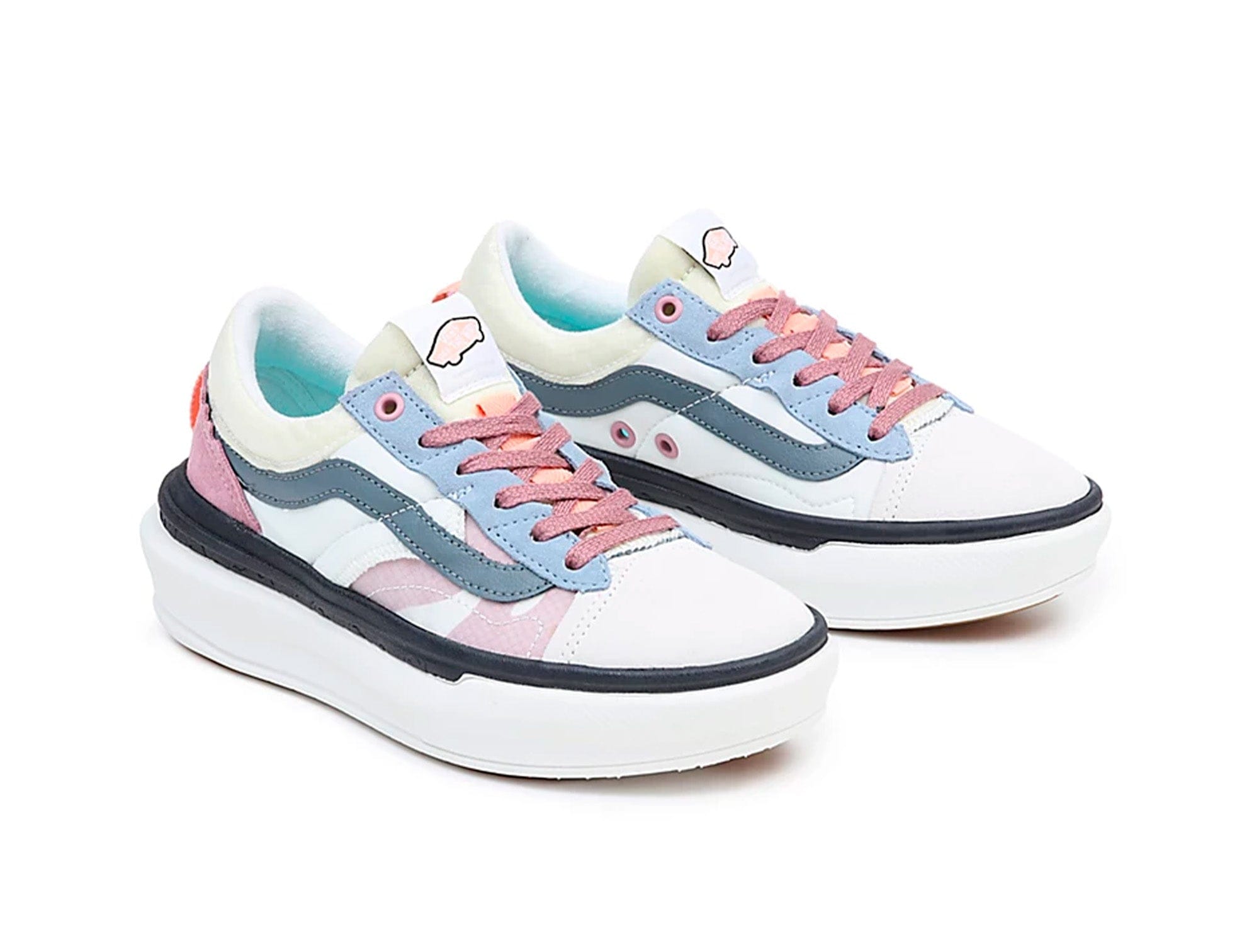 Zapatilla Vans Old Skool Overt Plus Cc Mujer Blanco 3