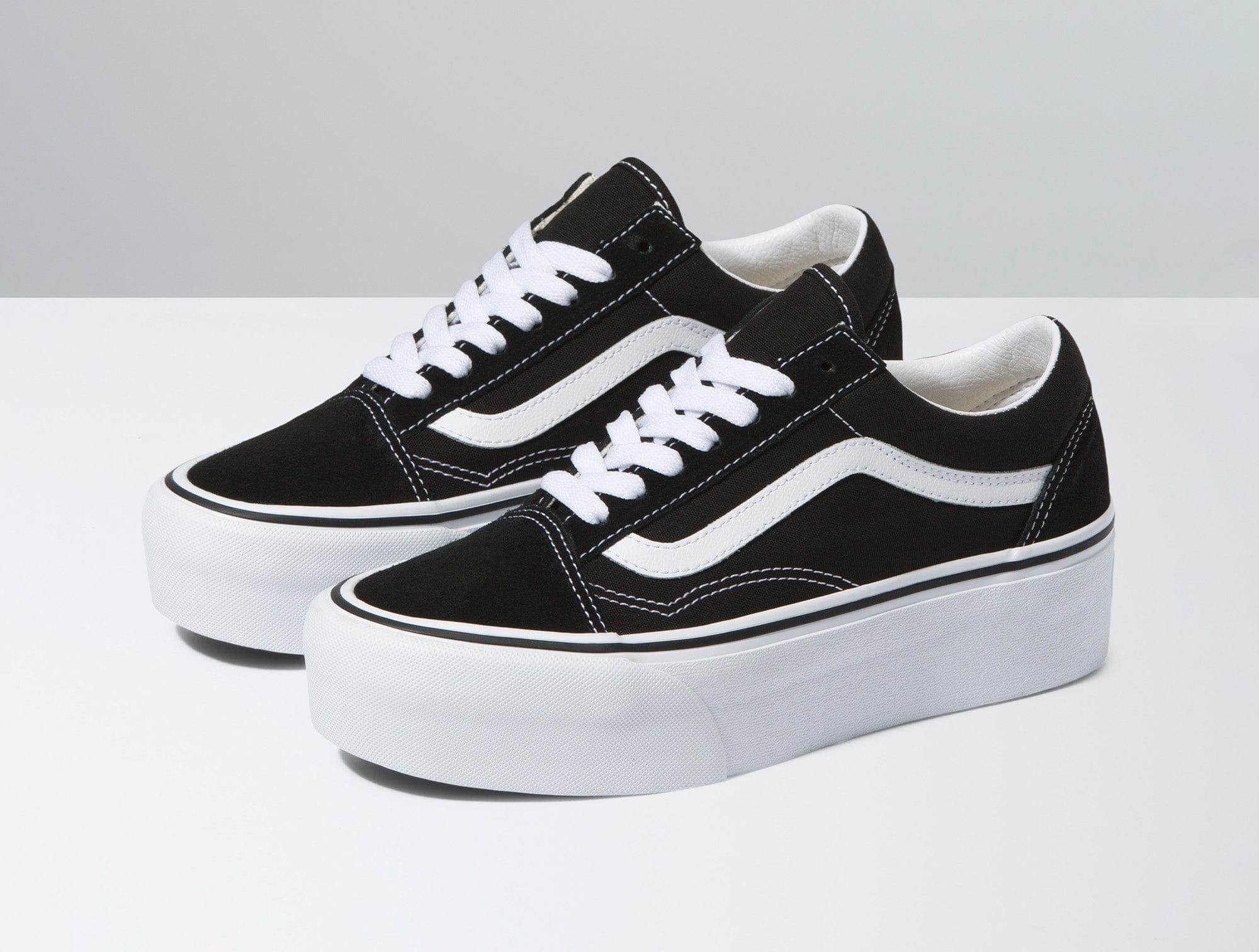 Zapatilla Vans Old Skool Stackform Mujer Negro 4