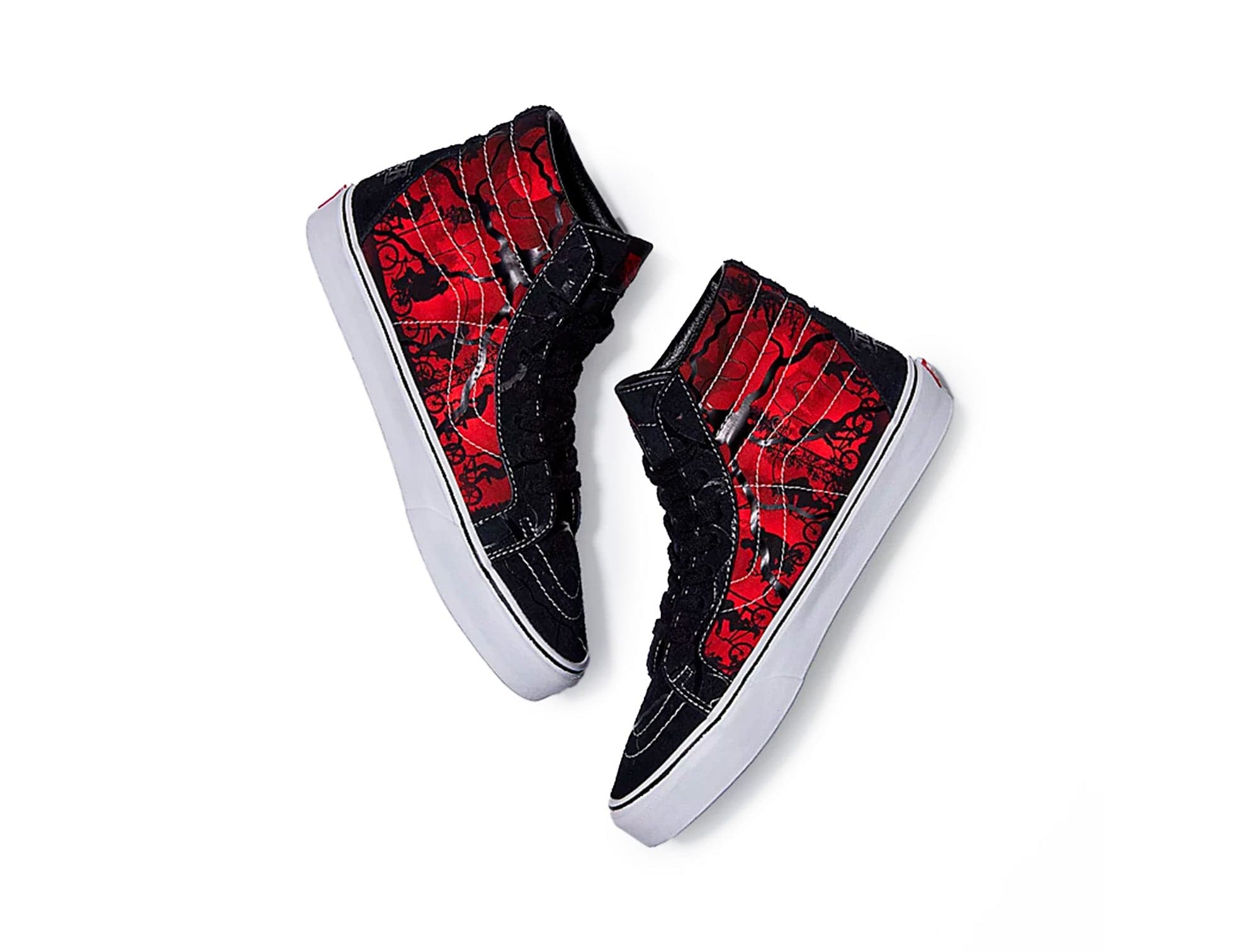 Zapatilla Vans Sk8-Hi Reissue Stranger Things Hombre Negro 1