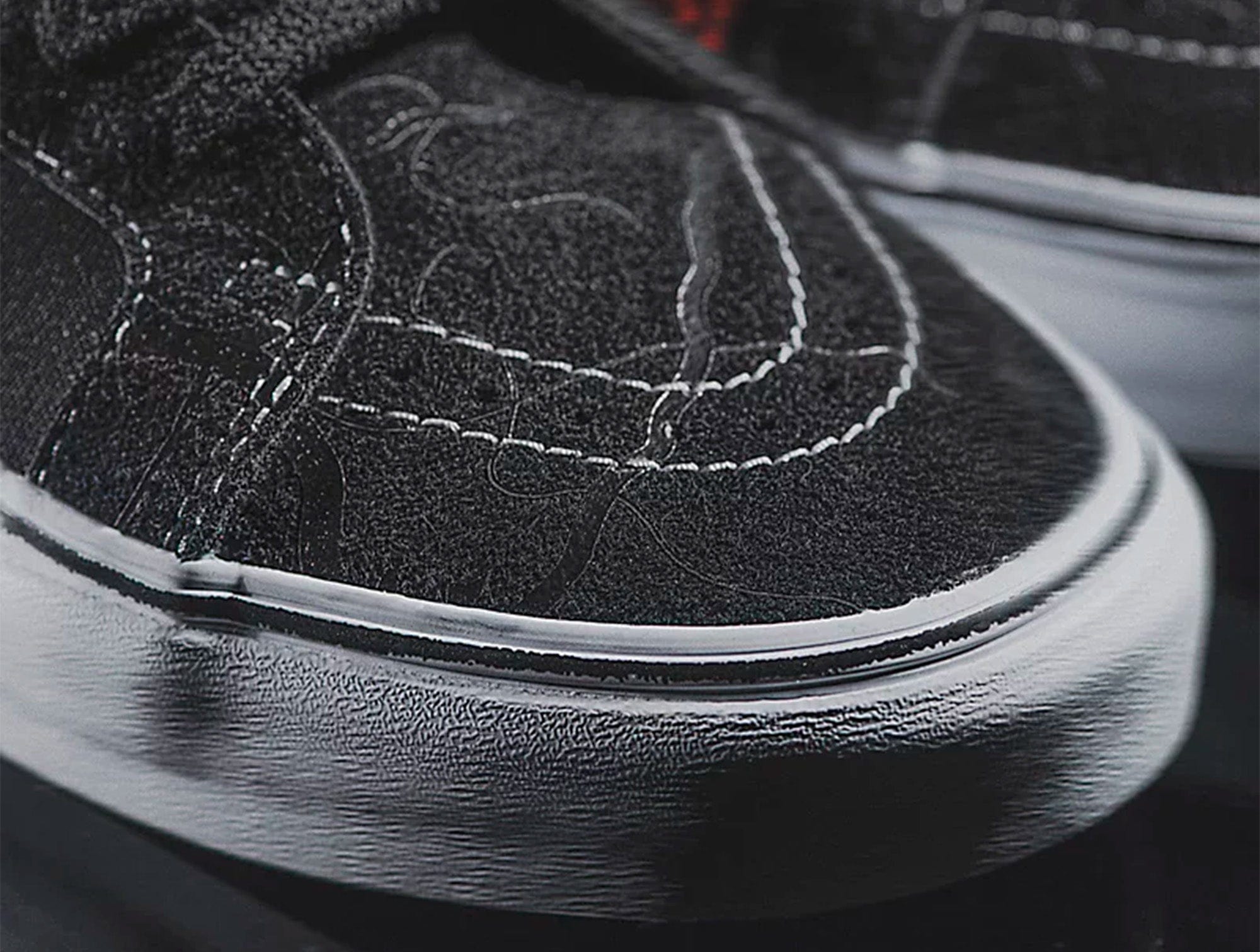 Zapatilla Vans Sk8-Hi Reissue Stranger Things Hombre Negro 3