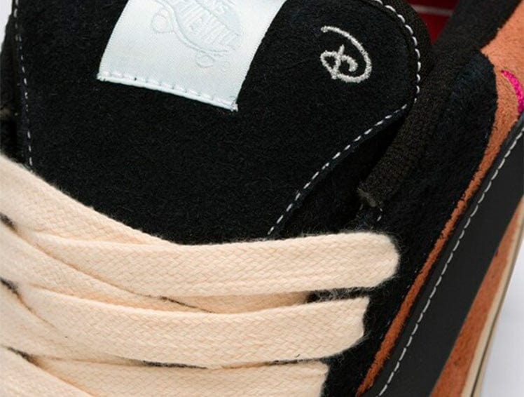 Zapatilla Vans Knu Skool (Disney) Unisex Negro 2