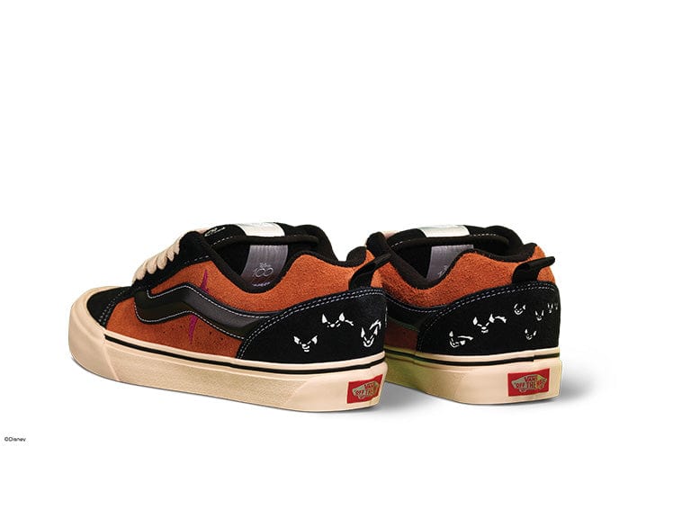 Zapatilla Vans Knu Skool (Disney) Unisex Negro 8
