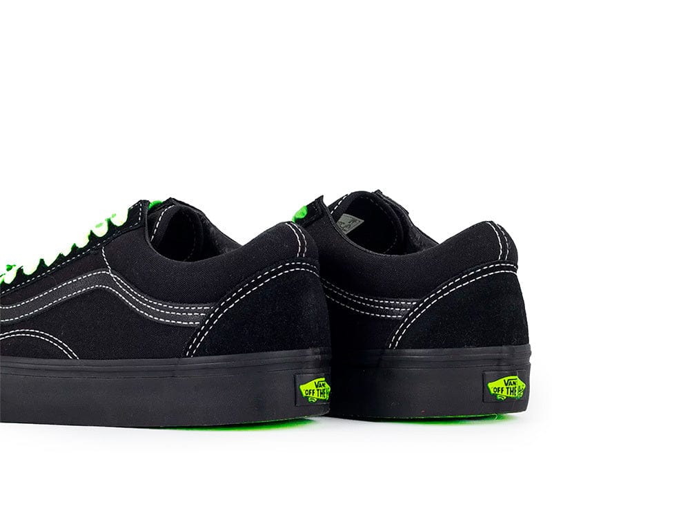 Zapatilla Vans Old Skool  Metal  Hyperpop  Mujer Negro 5