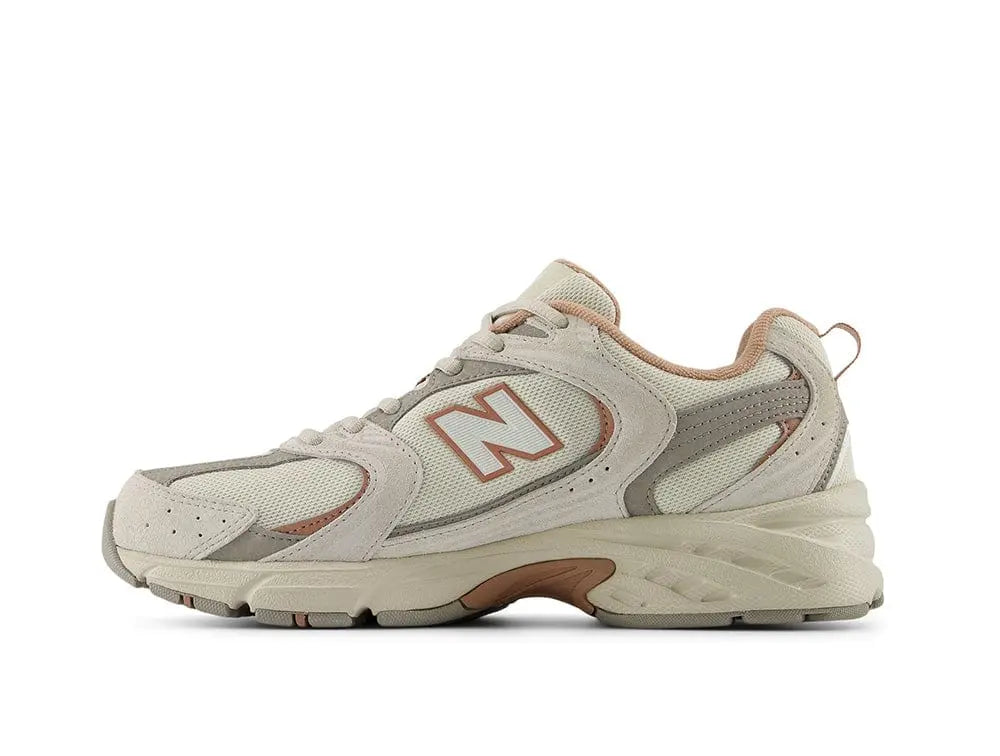Zapatilla New Balance 530 Unisex Beige 2