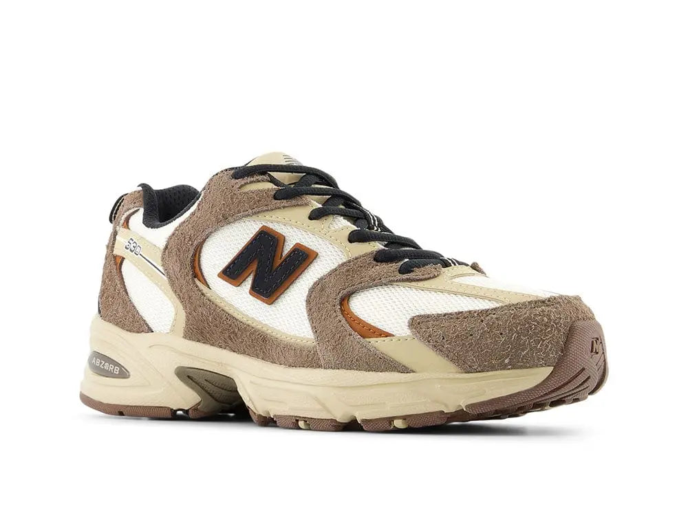 Zapatilla New Balance 530 Unisex Blanco - Café 2