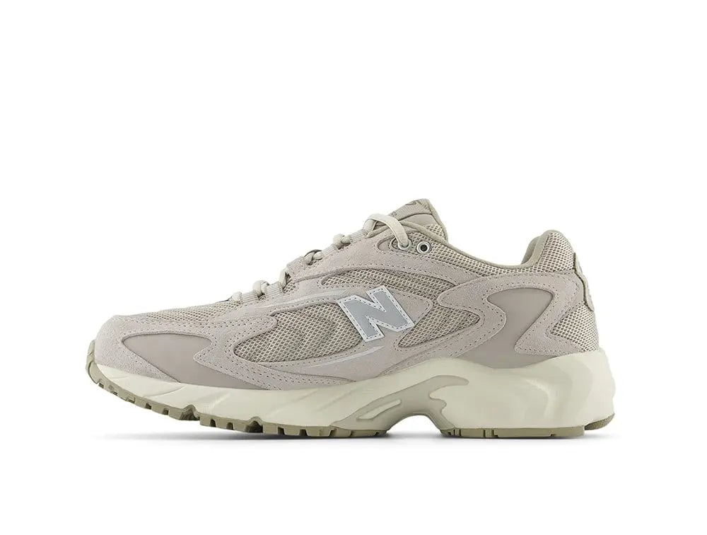 Zapatilla New Balance 725 Unisex Beige 2