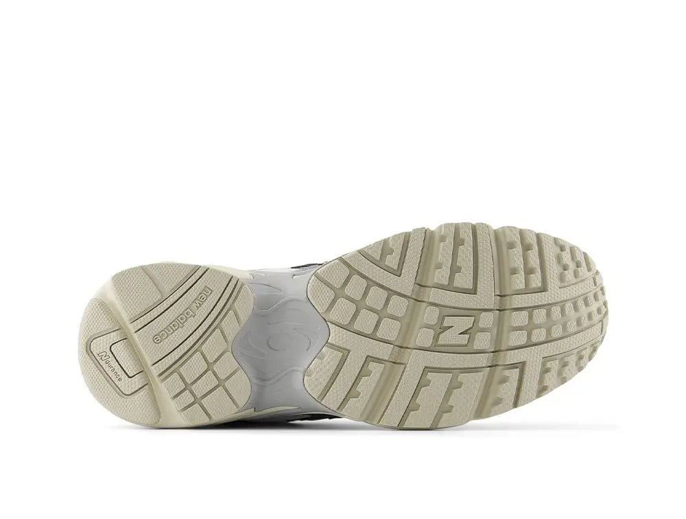 Zapatilla New Balance 725 Unisex Blanco - Gris -Negro 4