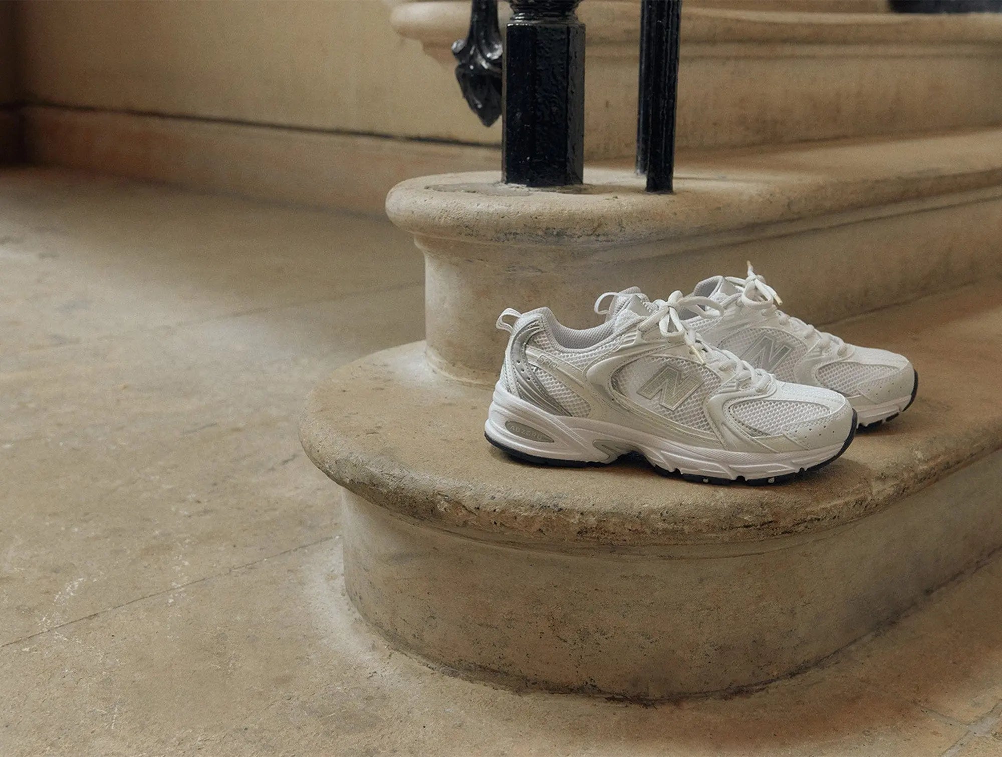 Zapatillas New Balance 530 Mujer Gris 4