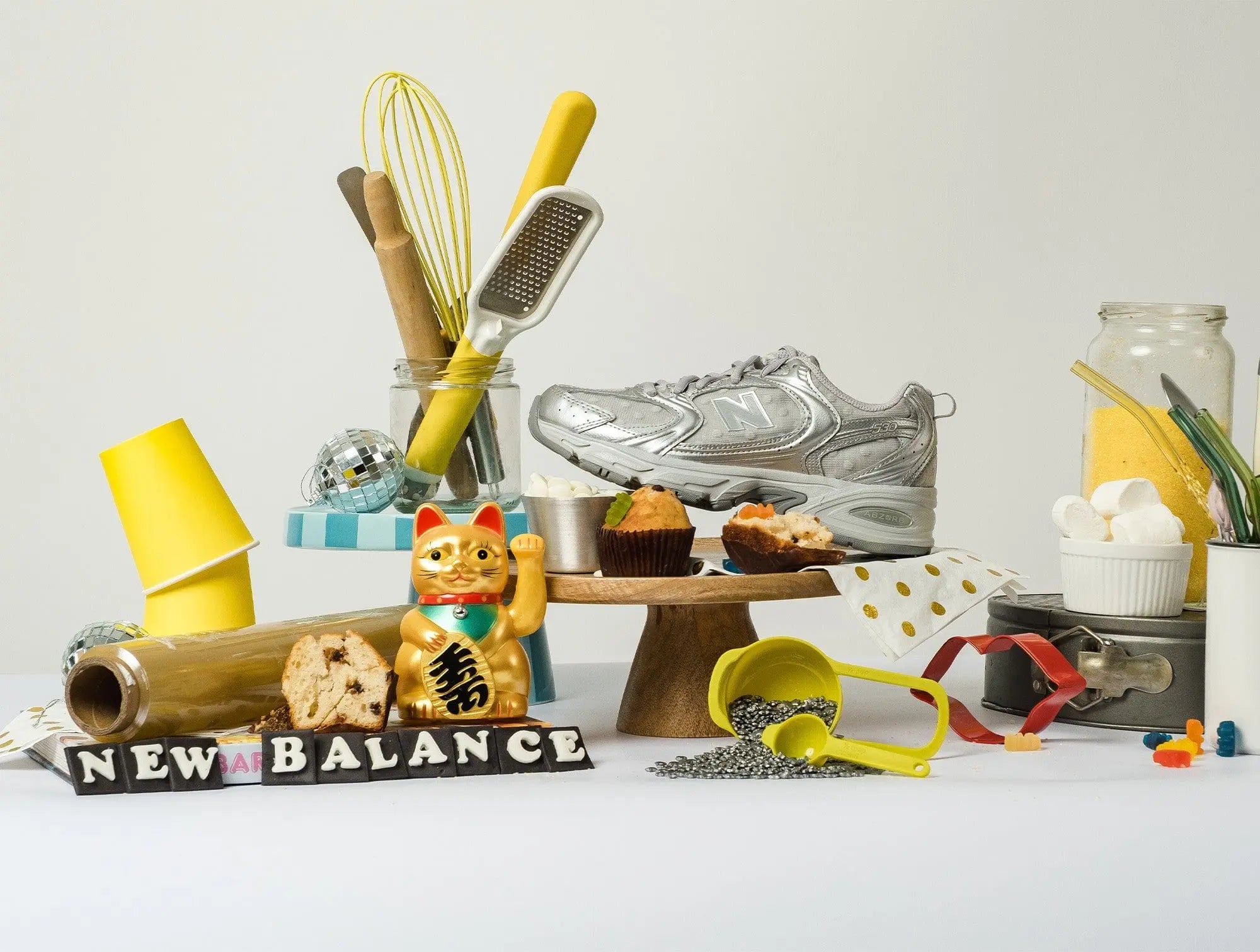 Zapatilla New Balance 530 Unisex Gris - Blanco 2