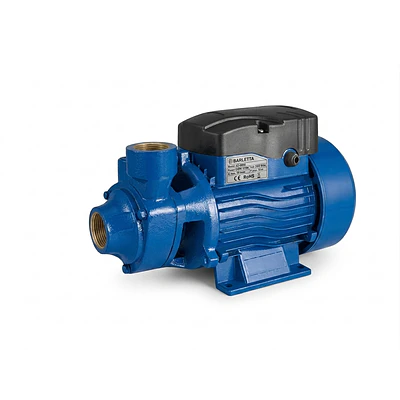 Bomba de agua periférica de 0.5 HP marca Barletta, modelo QB60, con conexiones de 1x1”