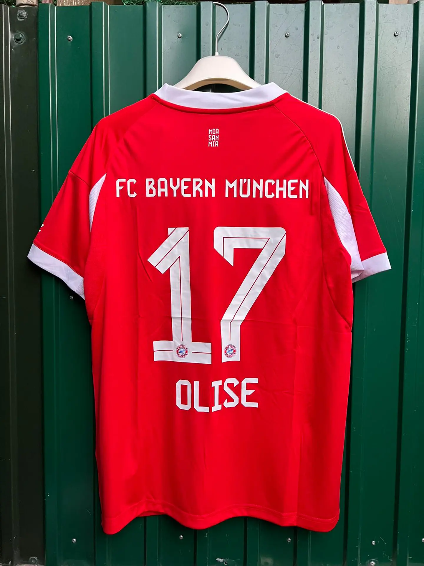 Bayern Munique Principal Olise 25/26 - Entrega Rápida 1