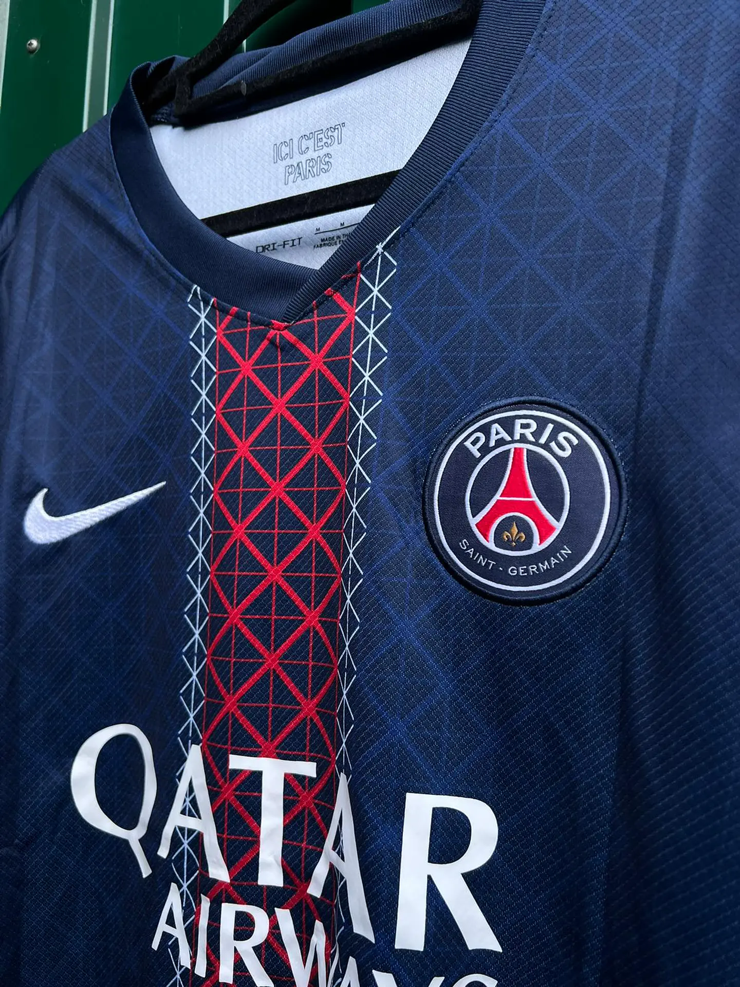 Paris Saint-Germain Principal Vitinha 25/26 - Entrega Rápida 2