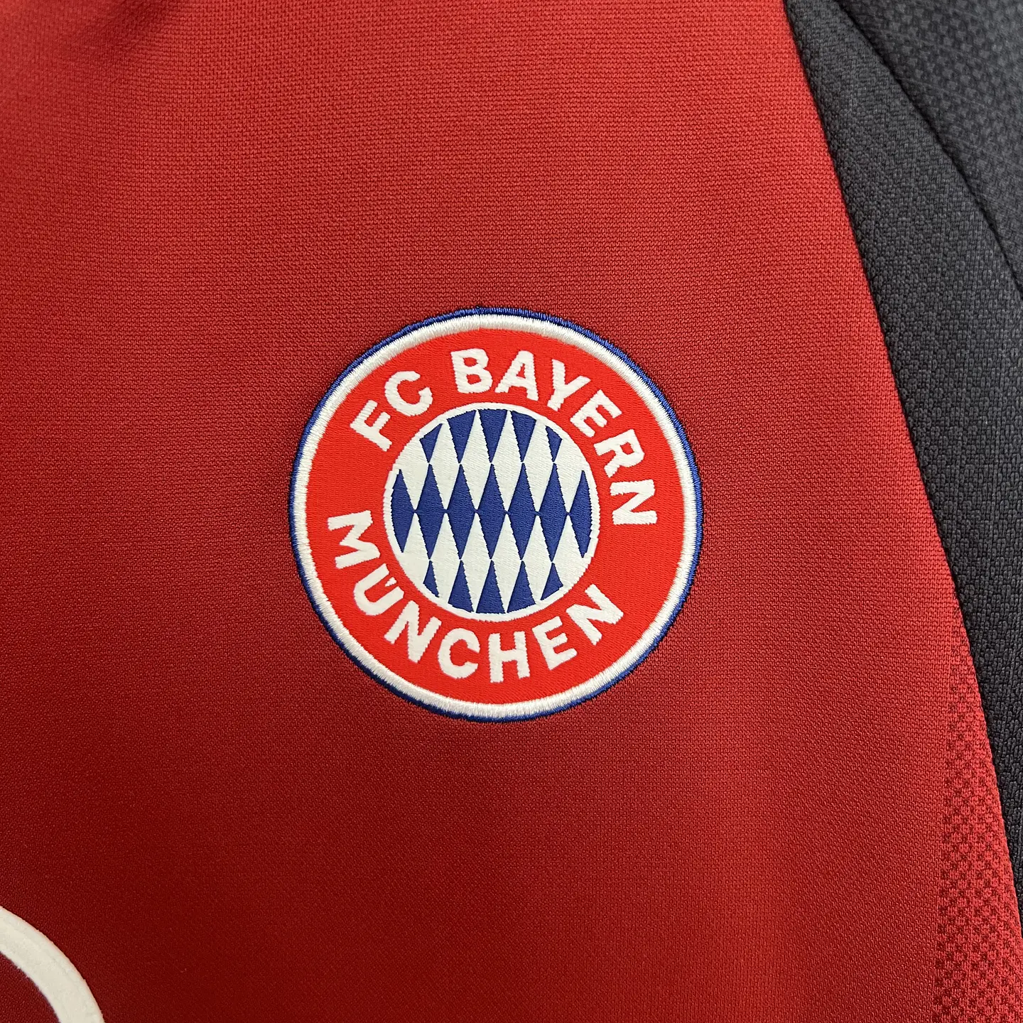 Camisola Bayern Munique Principal 2001/02 2
