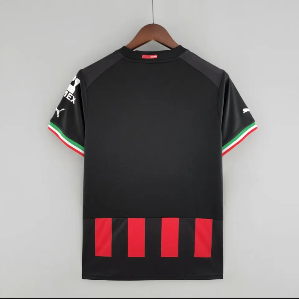 AC Milan Equipamento Principal 2022/23 3