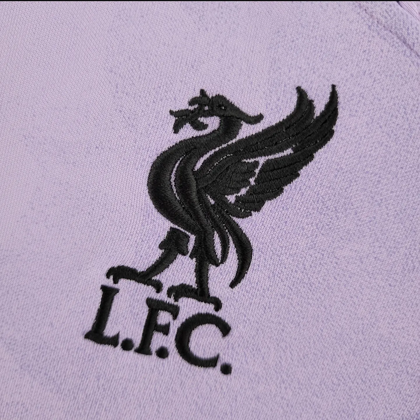 Liverpool Equipamento Guarda Redes 2022/23 2