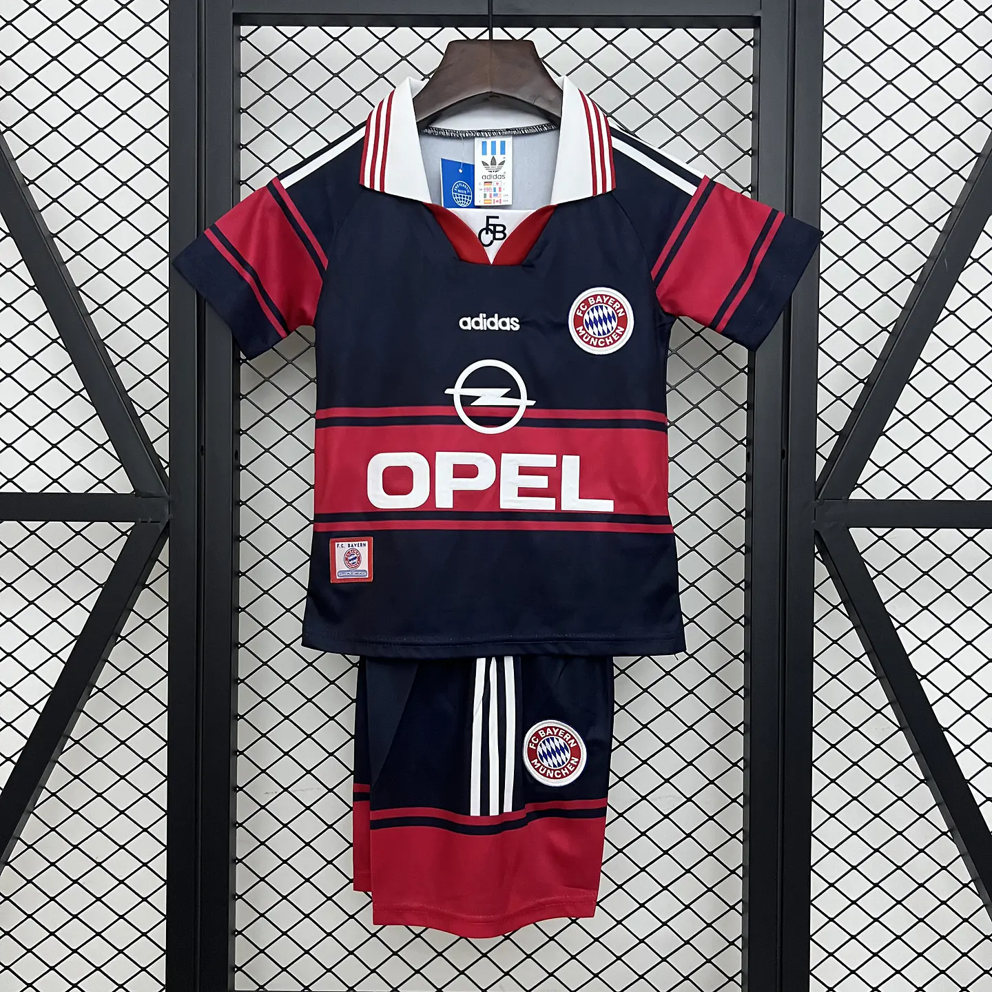 Kit Criança Bayern Munique Principal 1997/99 1