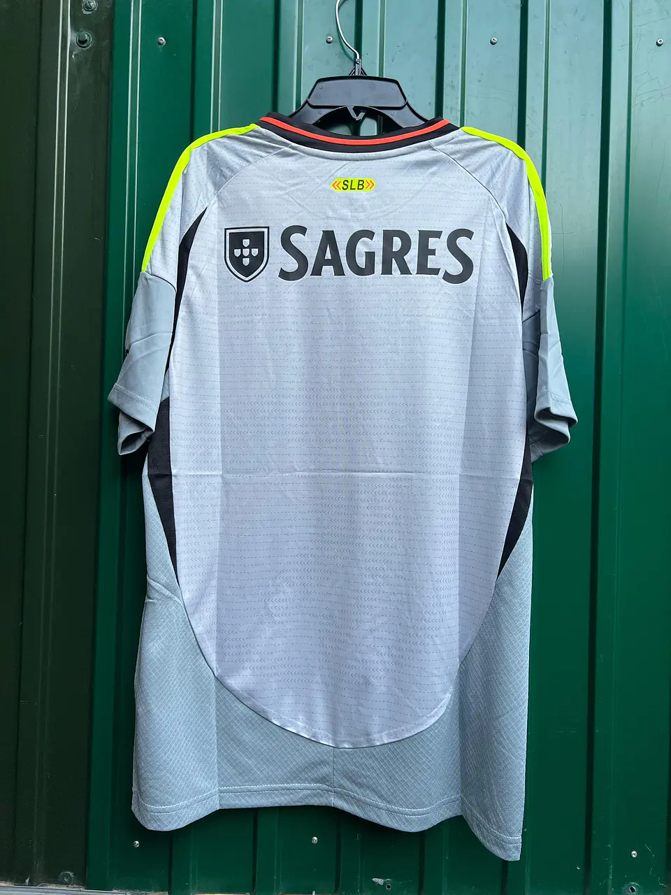 Benfica Terceira 24/25 - Entrega Rápida 3