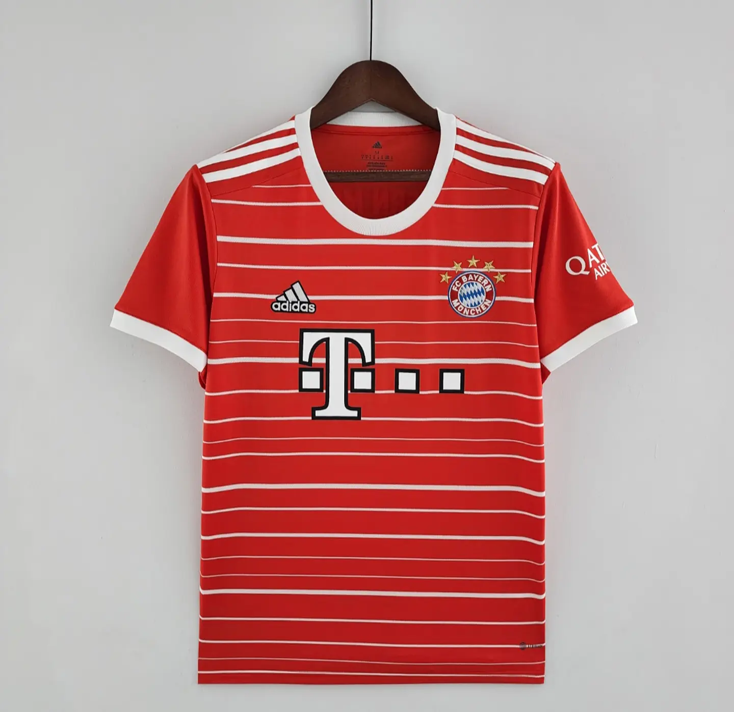 Bayern Munique Equipamento Principal 2022/23 1