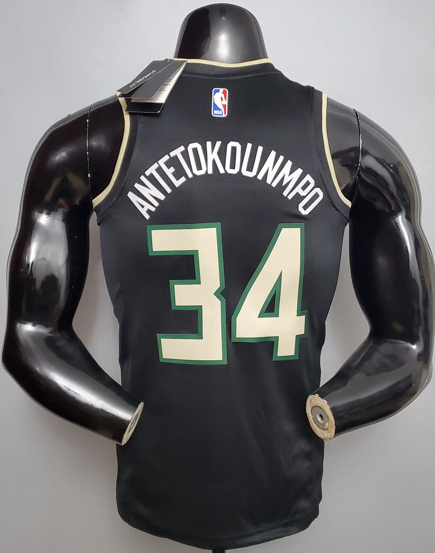 Milwaukee Bucks 2