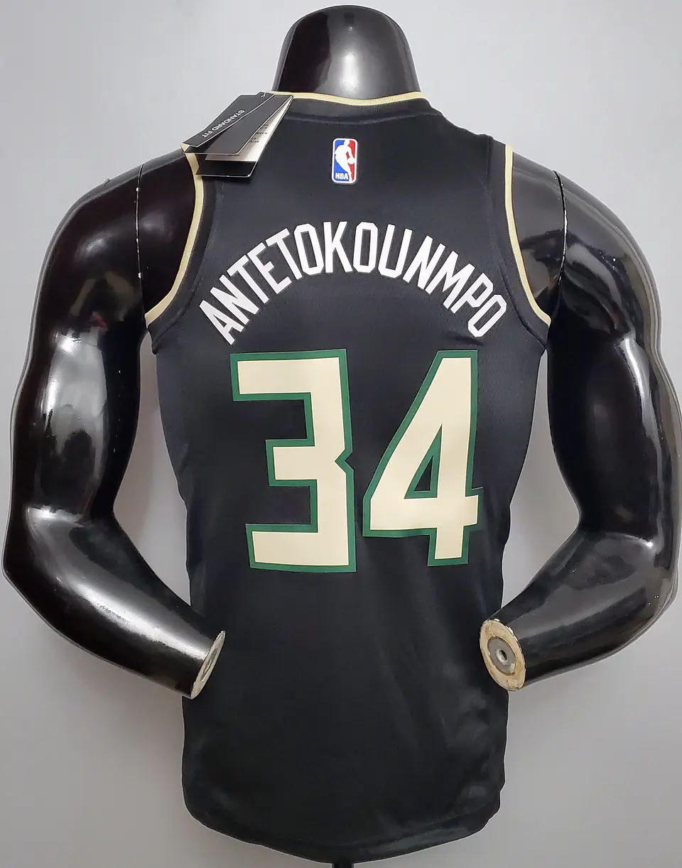 Milwaukee Bucks 2