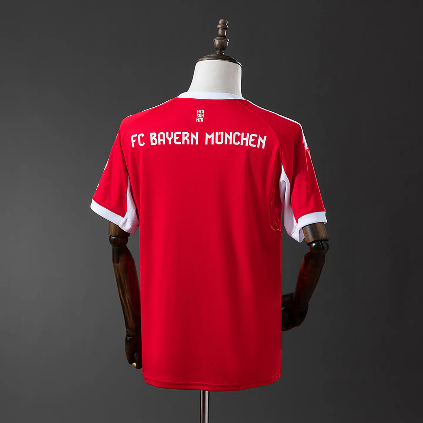Camisola Bayern Munique Principal 2025/26 3