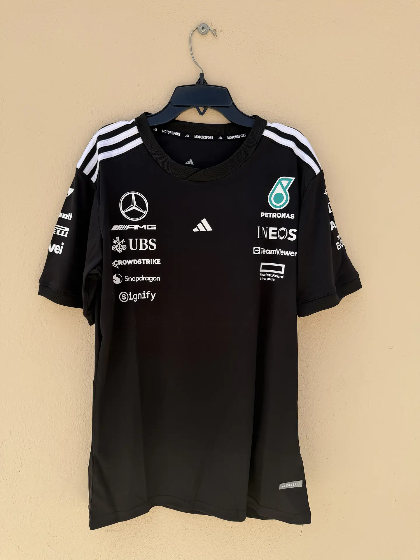 Mercedes Preta - Entrega Rápida  1