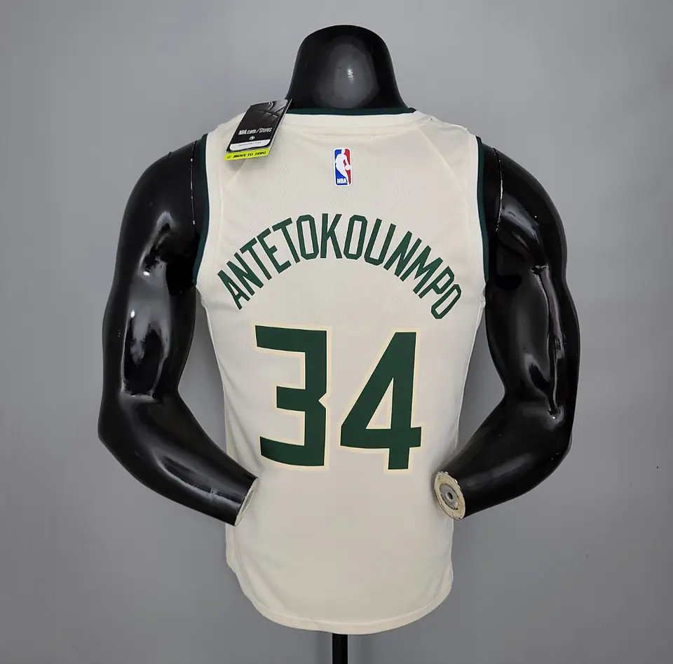 Milwaukee Bucks 2
