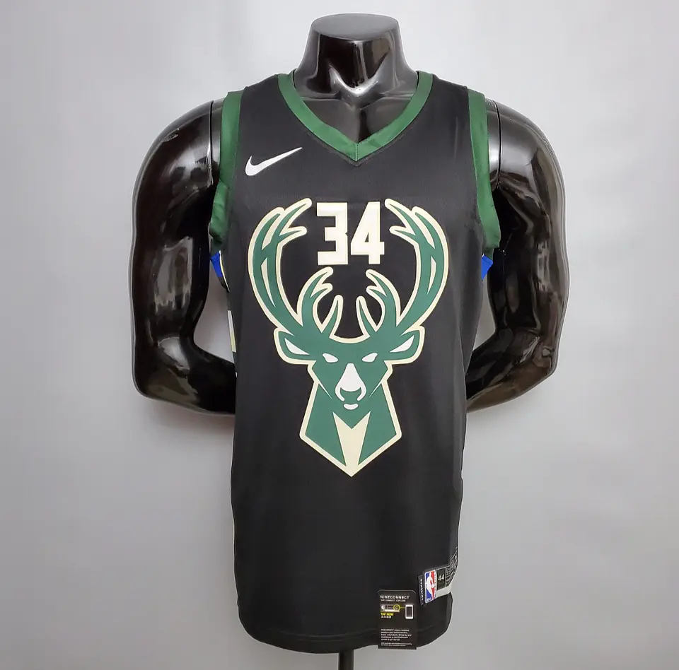 Milwaukee Bucks 1