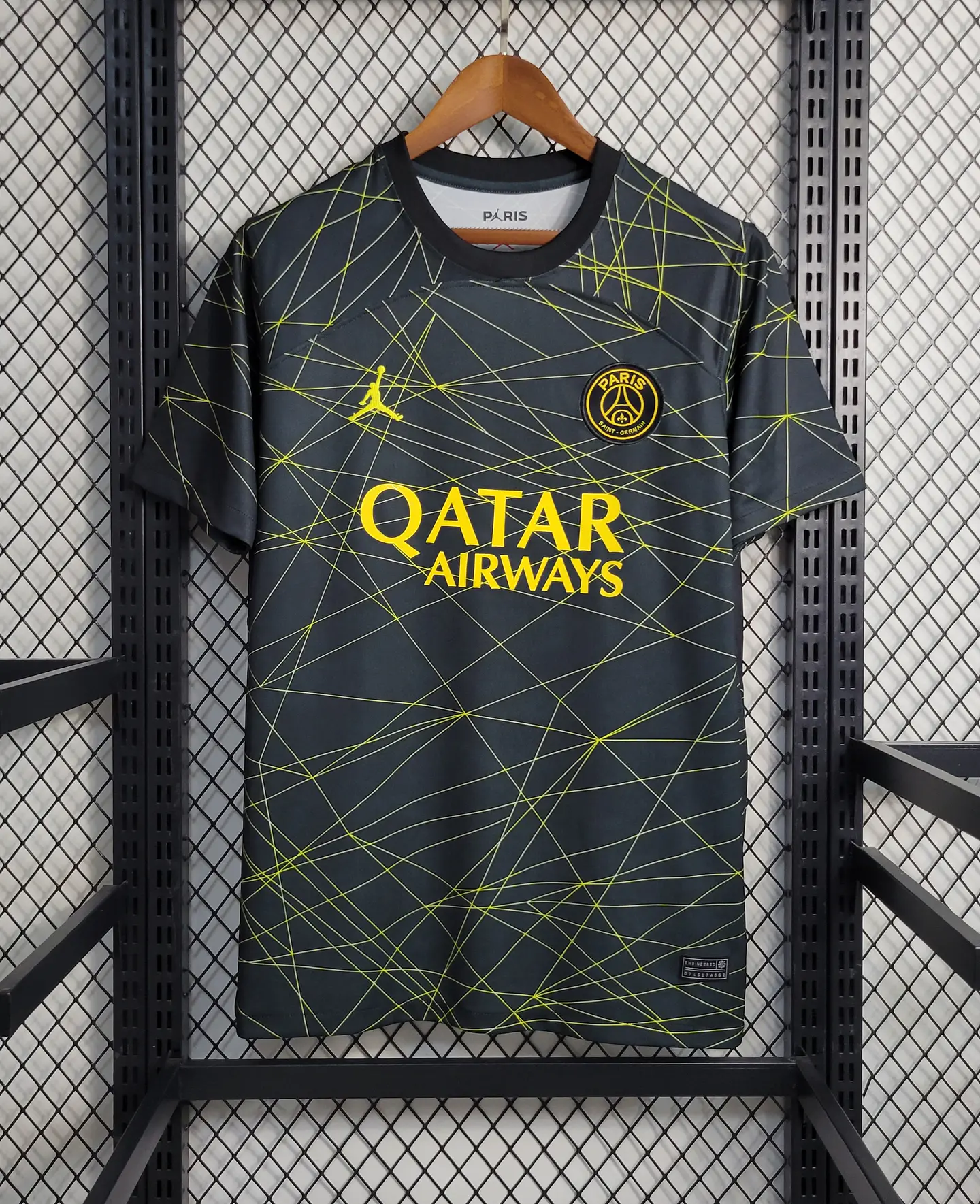 Camisola Paris Saint-Germain Quarta 2022/23 1