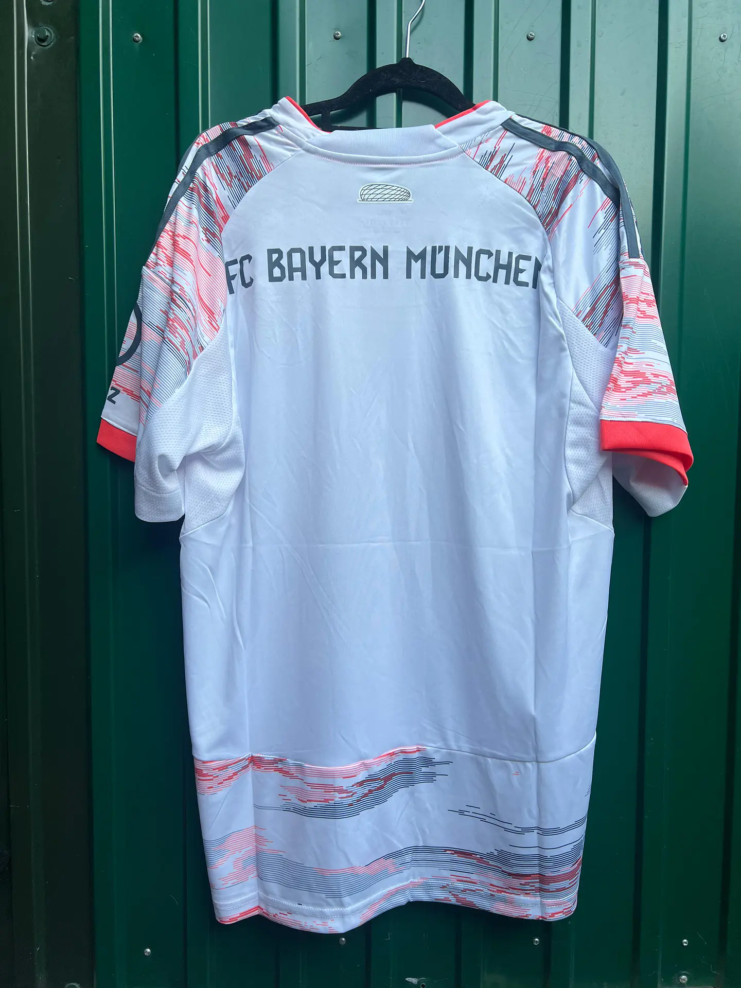 Bayern Munique Alternativa 25/26 - Entrega Rápida 3