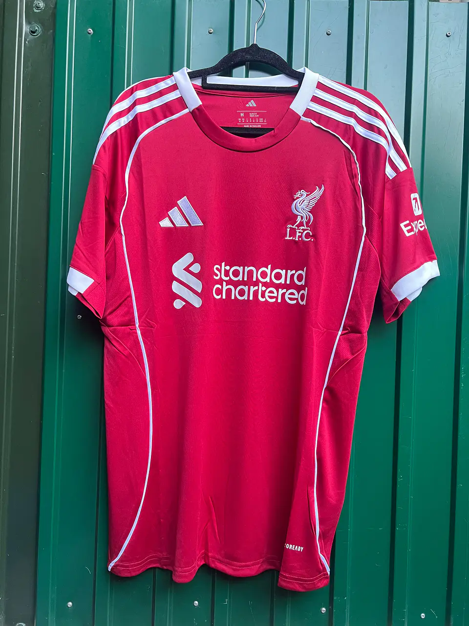 Liverpool Principal 25/26 - Entrega Rápida 1