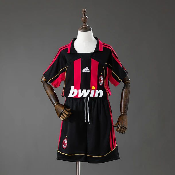 Kit Criança Milan Principal 2006/07 1