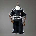 Kit Criança Real Madrid Alternativa 2006/07 1