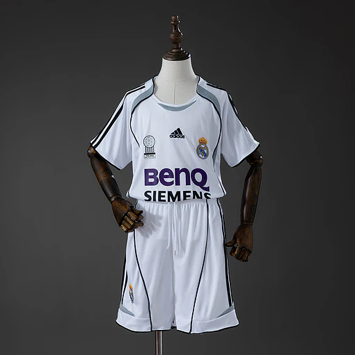 Kit Criança Real Madrid Principal 2006/07