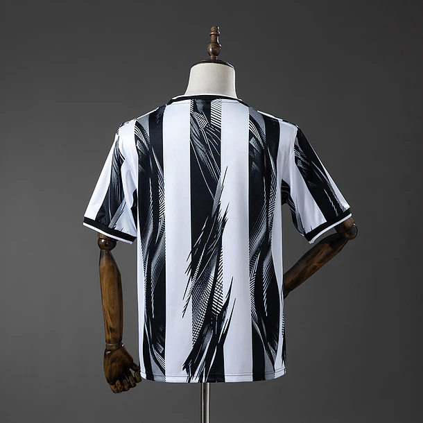 Camisola Newcastle Principal 2026/27 2