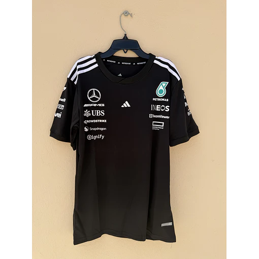 Mercedes Preta - Entrega Rápida 