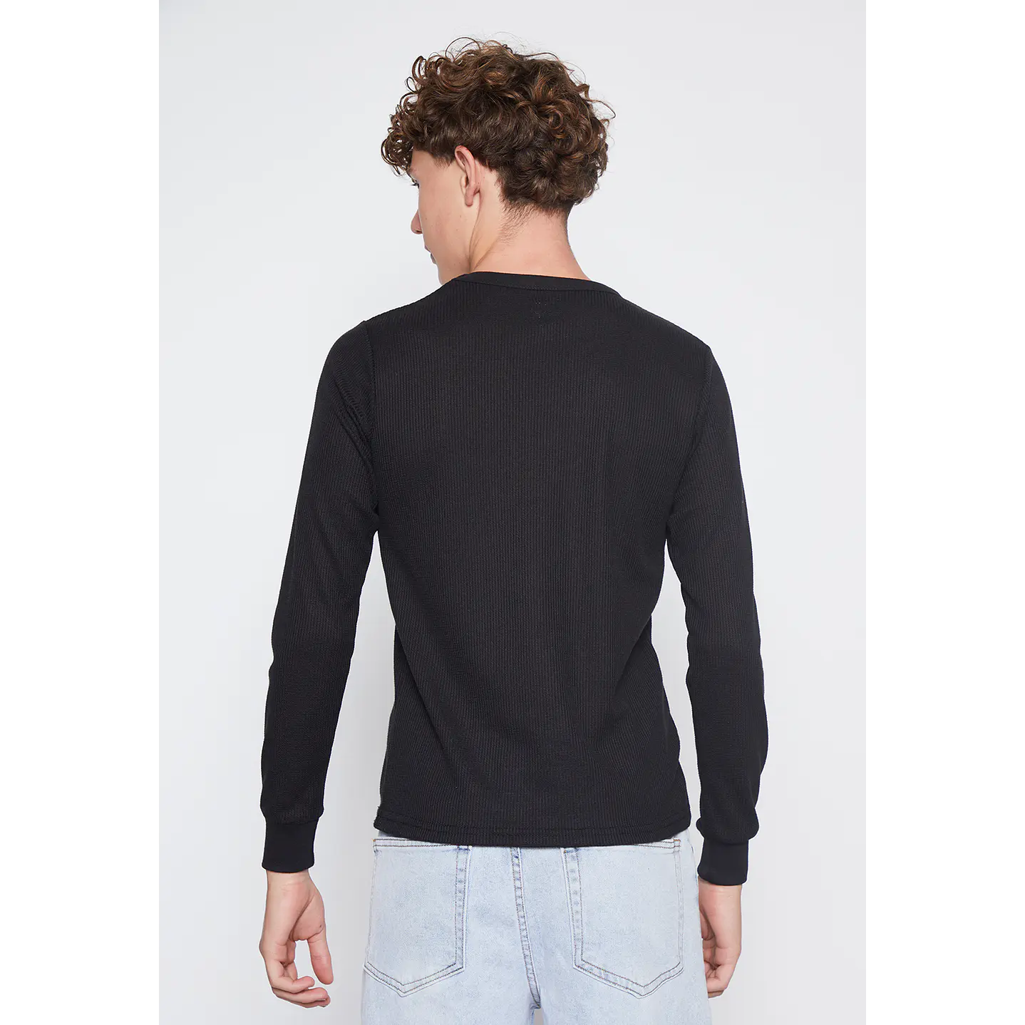 Camiseta Lolo Negro Waffle Family Shop 3