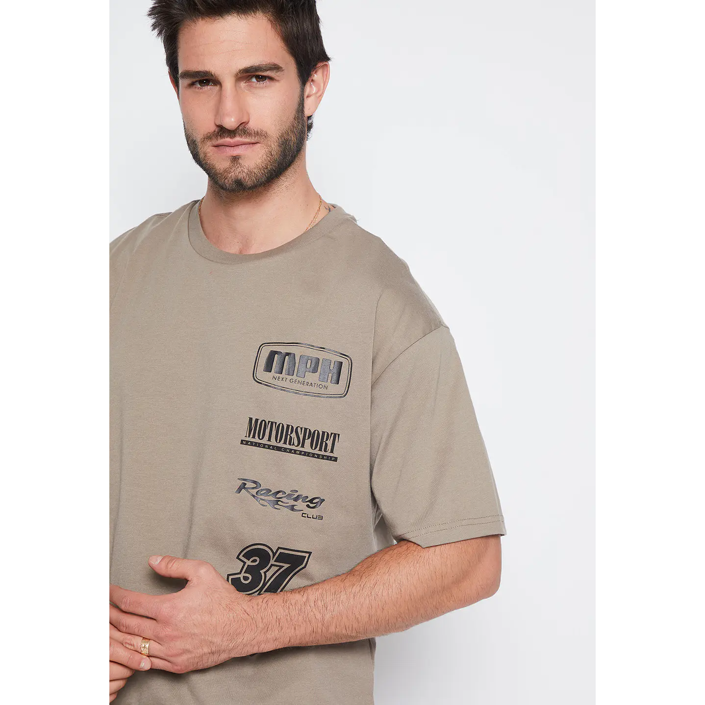Polera Hombre Beige Racing Club Family Shop 3