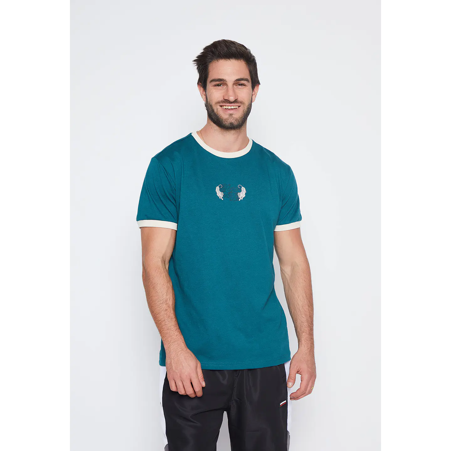 Polera Hombre Verde Corazón Y Pajaro Family Shop 1