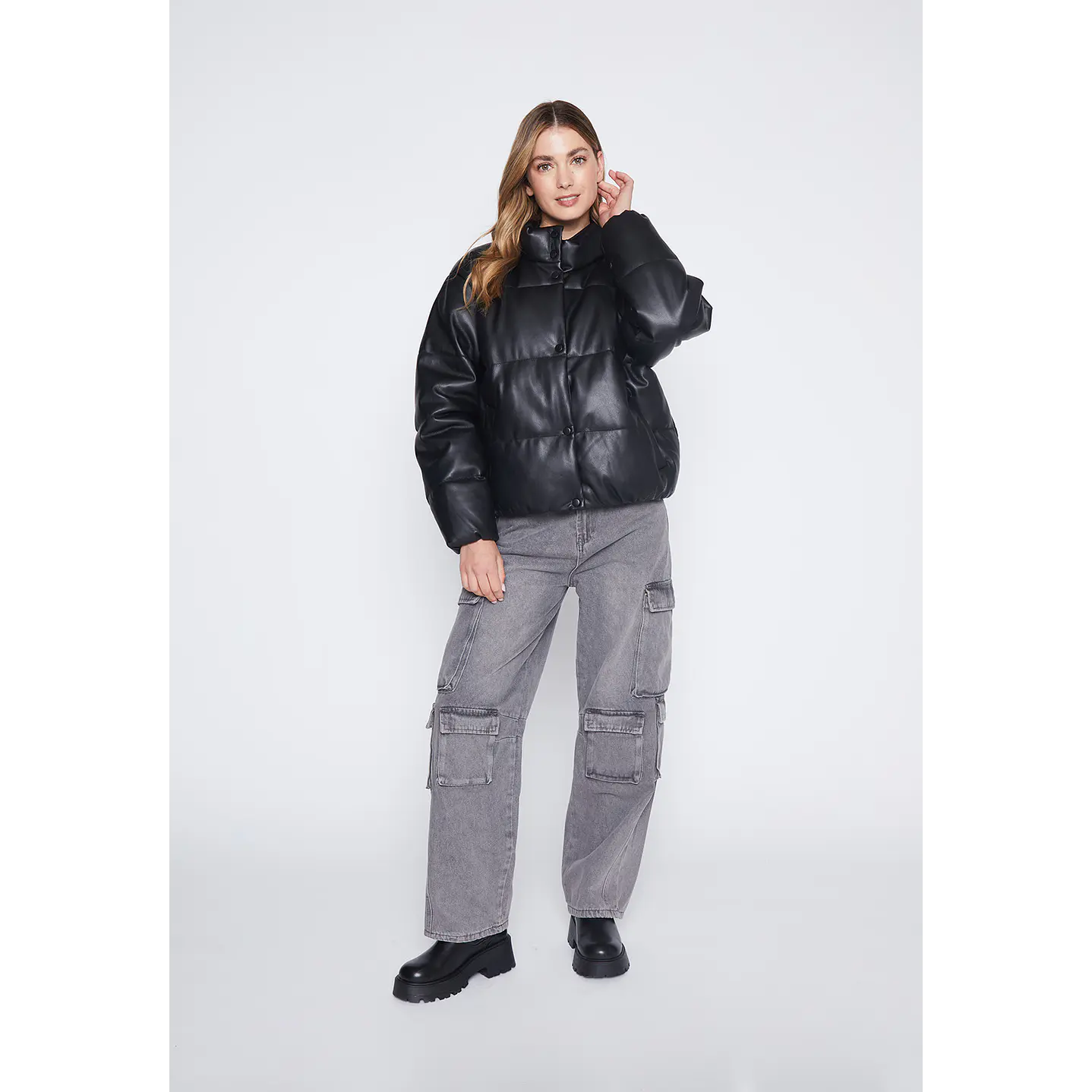 Parka Mujer Negro Ecocuero Crop Family Shop 4