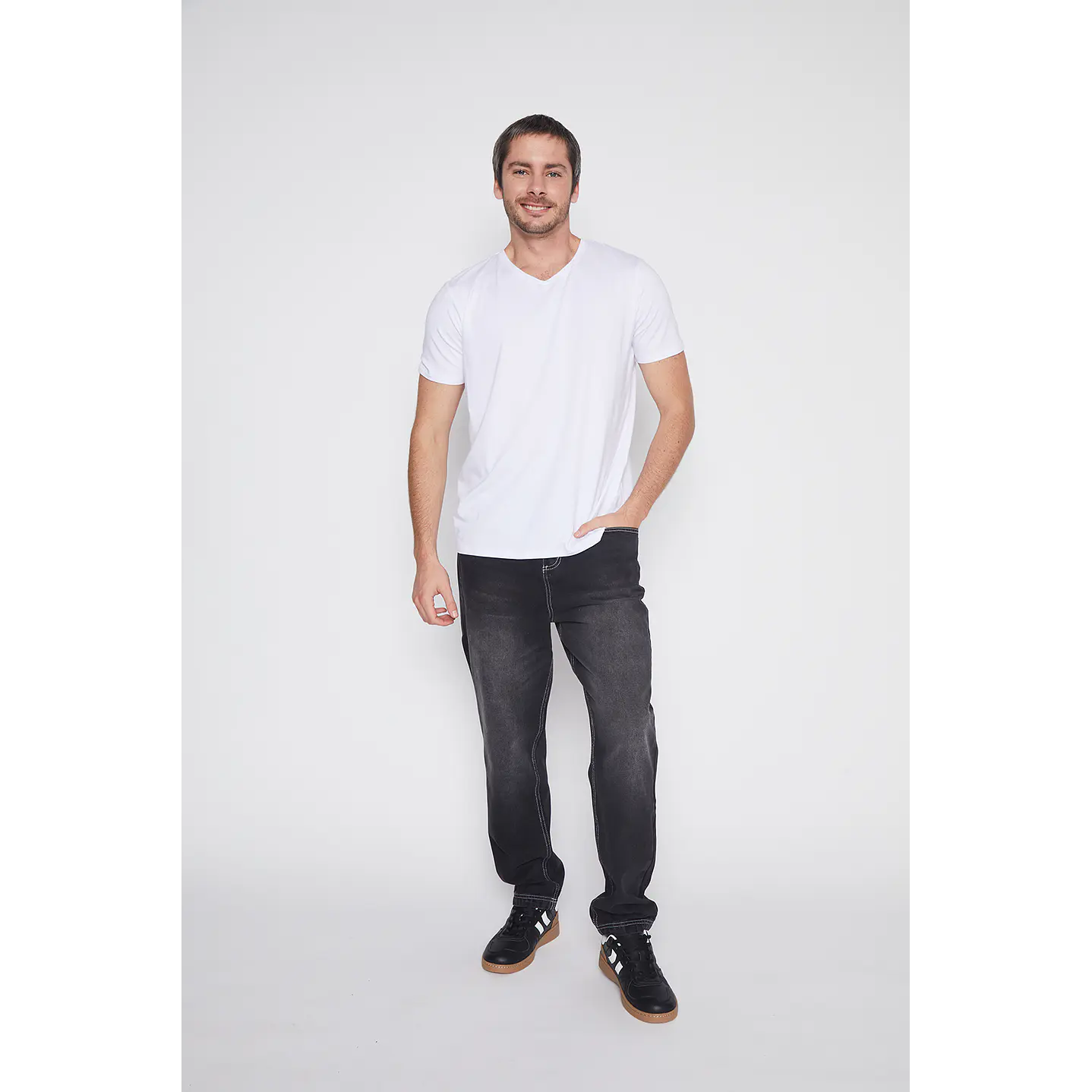 Camiseta Hombre Blanco Modal Cuello V Family Shop 4